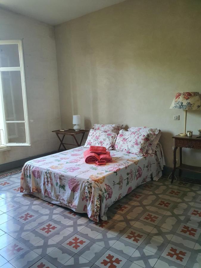 Hotel Manoir En Crau Arles Exteriér fotografie