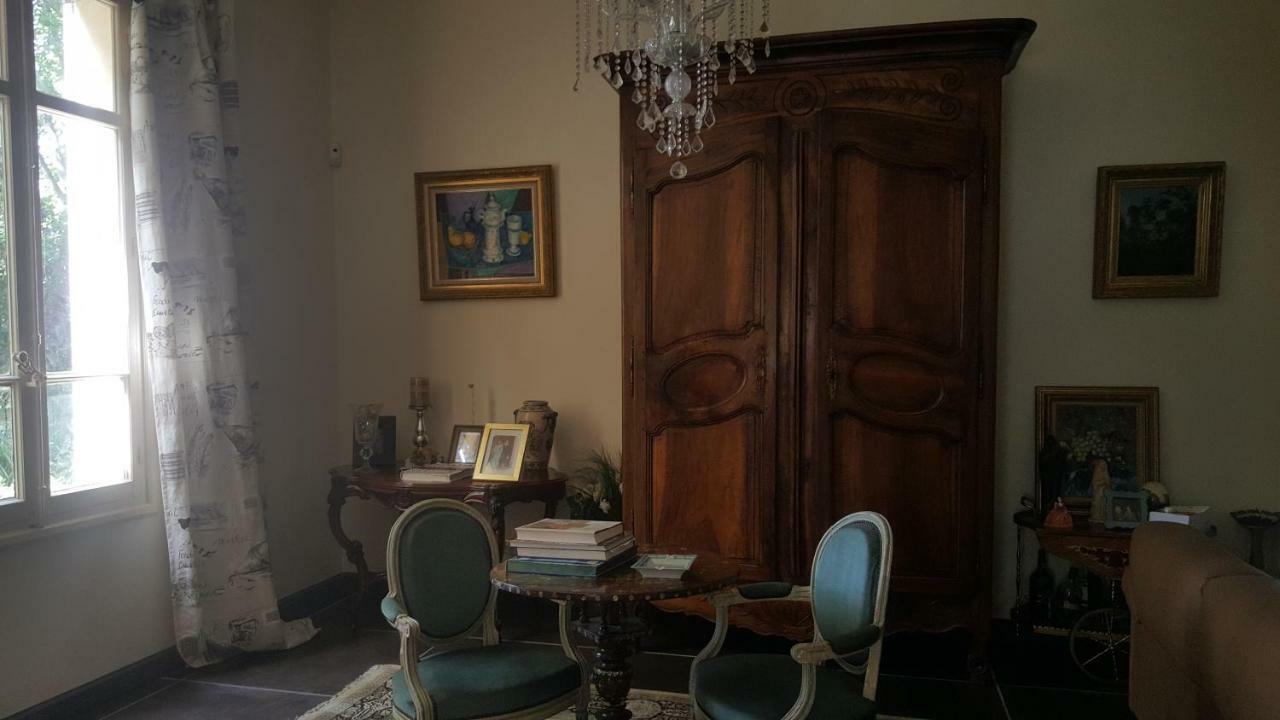 Hotel Manoir En Crau Arles Exteriér fotografie
